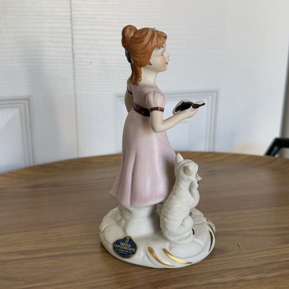 Vintage Nuova Capodimonte Singing Girl With Fox Pink Roses Porcelain Figurine - Picture 5 of 16